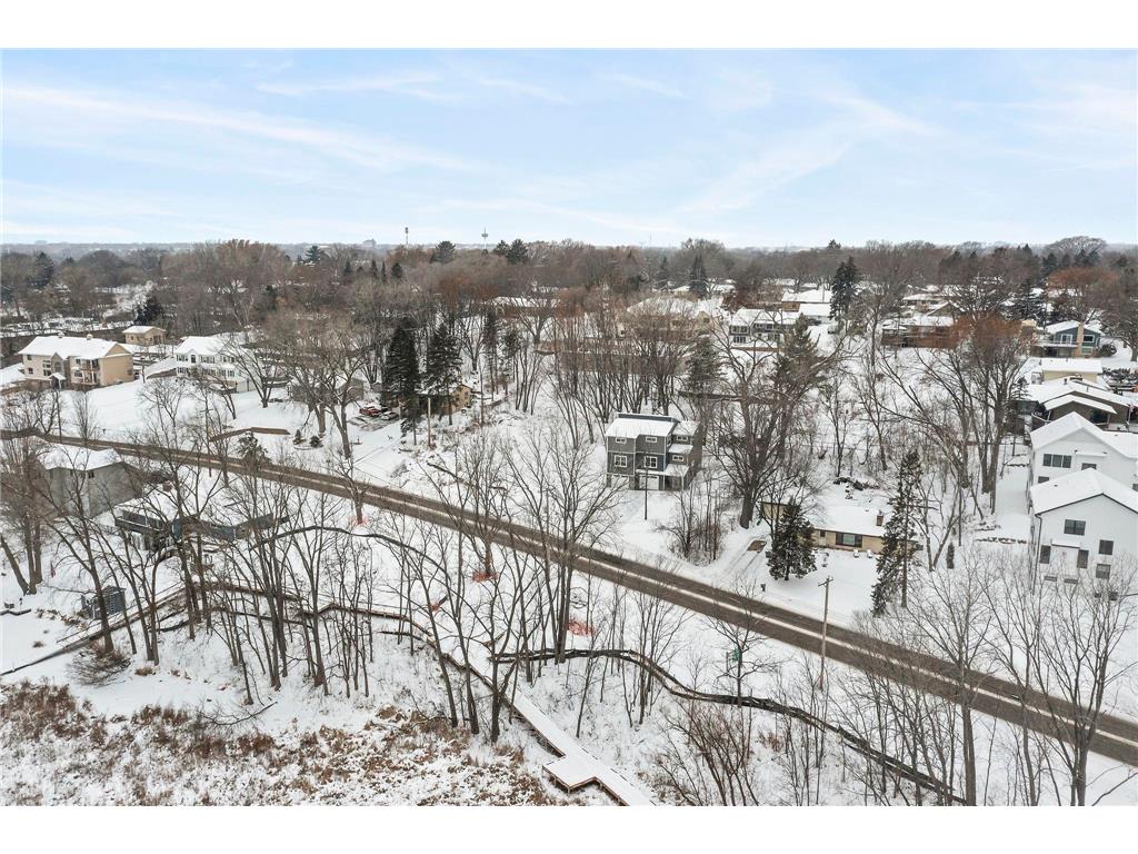 2817 Victoria Street N Roseville MN 55113 - Owasso 6779360 image49