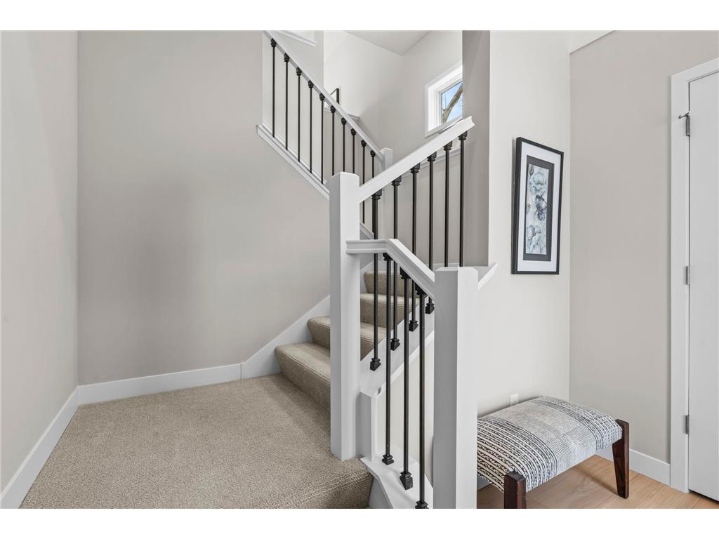 2817 Victoria Street N Roseville MN 55113 - Owasso 6779360 image7