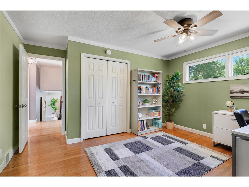2817 W 108th Street Bloomington MN 55431 7083311 image22