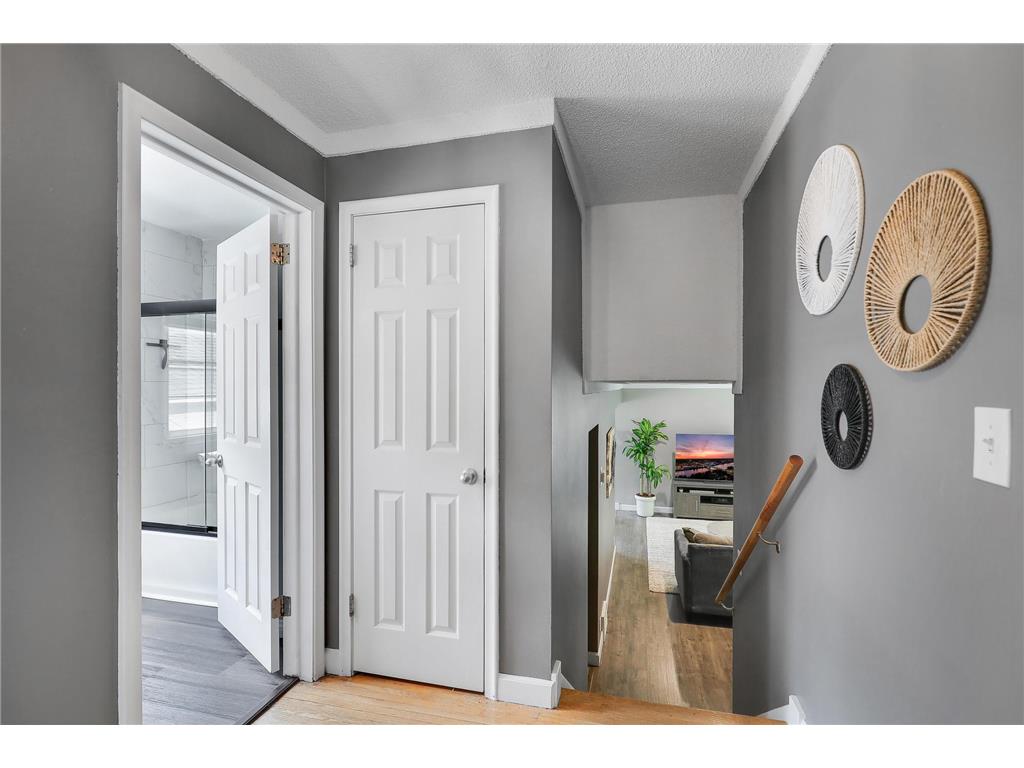 2817 W 108th Street Bloomington MN 55431 7083311 image31