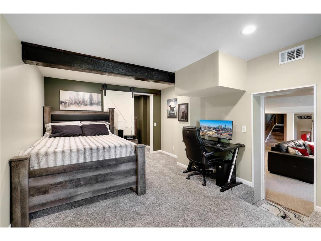2817 W 108th Street Bloomington MN 55431 7083311 image38