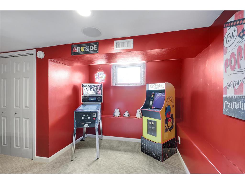 2817 W 108th Street Bloomington MN 55431 7083311 image46