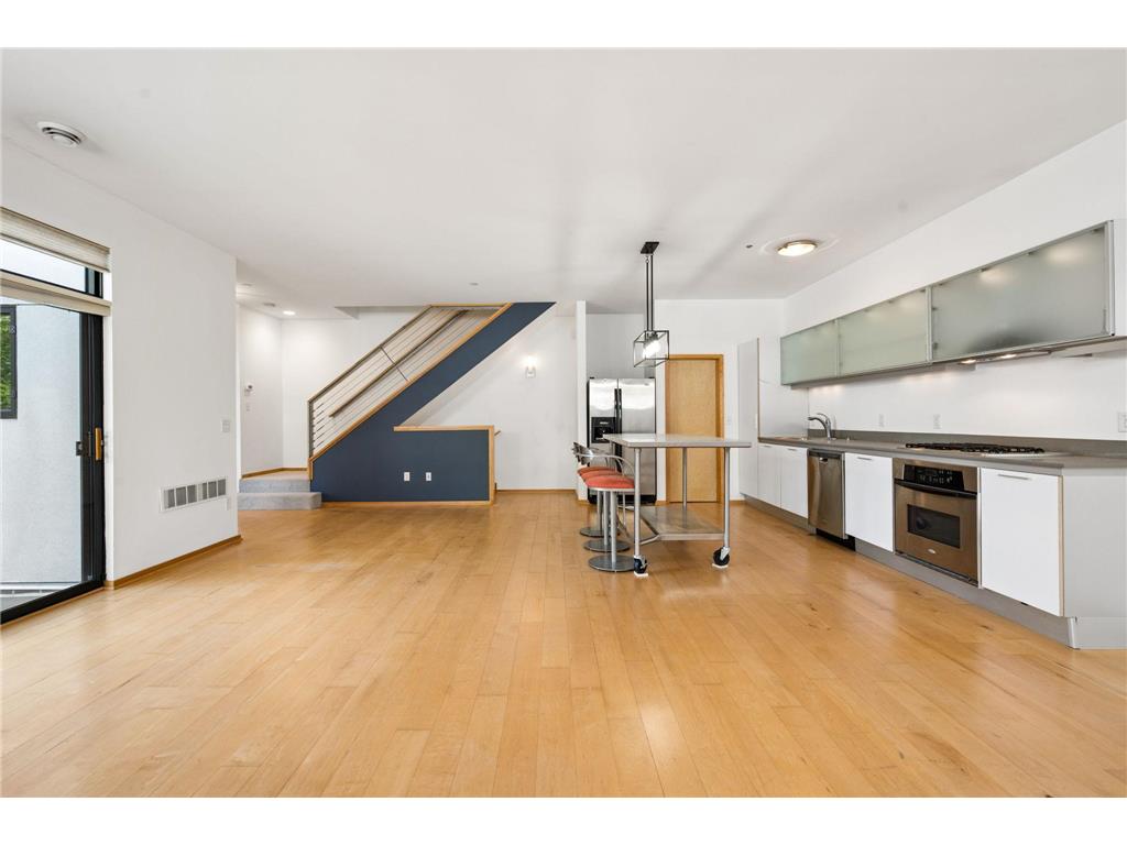 2818 Aldrich Avenue S #105 Minneapolis MN 55408 7085981 image16