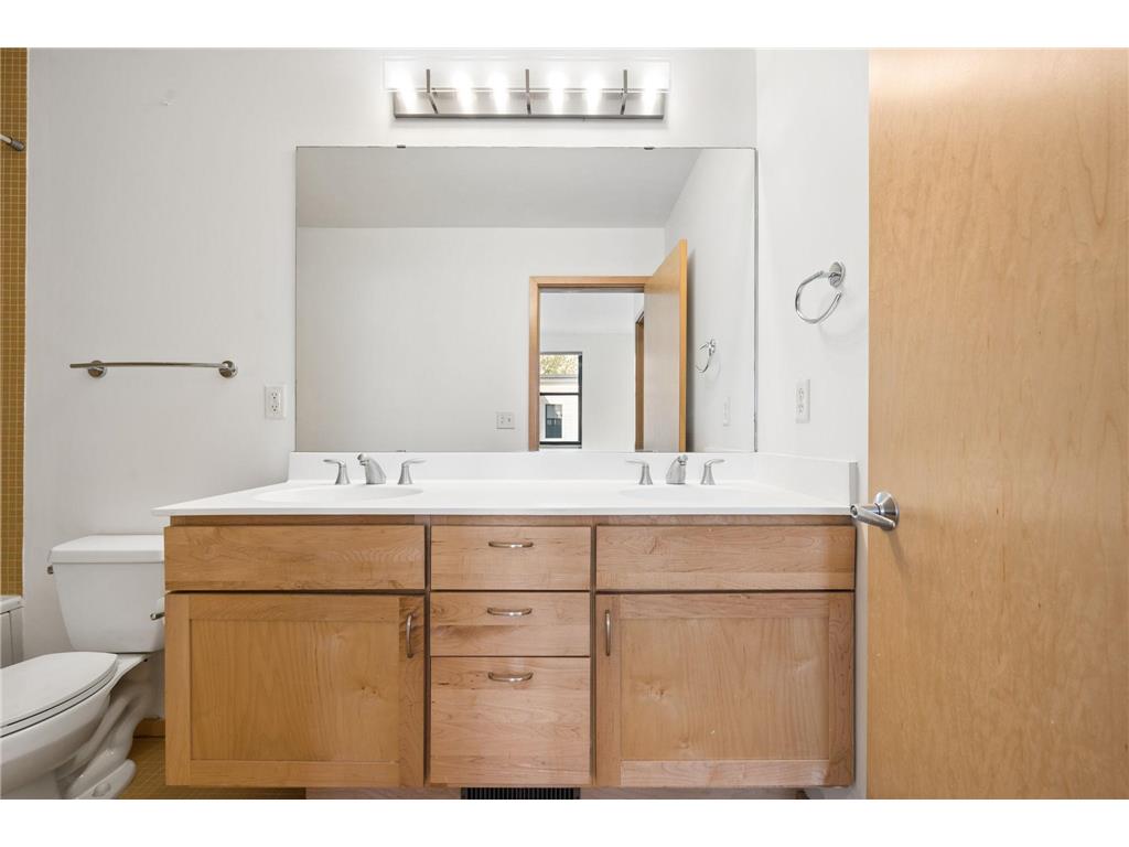 2818 Aldrich Avenue S #105 Minneapolis MN 55408 7085981 image48