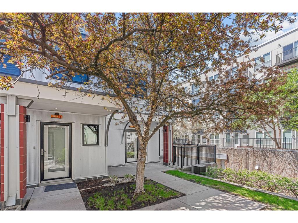 2818 Aldrich Avenue S #105 Minneapolis MN 55408 7085981 image5