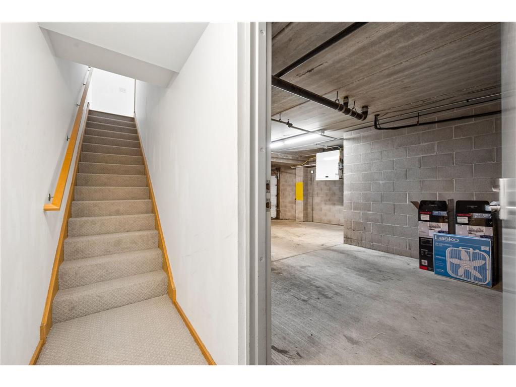 2818 Aldrich Avenue S #105 Minneapolis MN 55408 7085981 image59