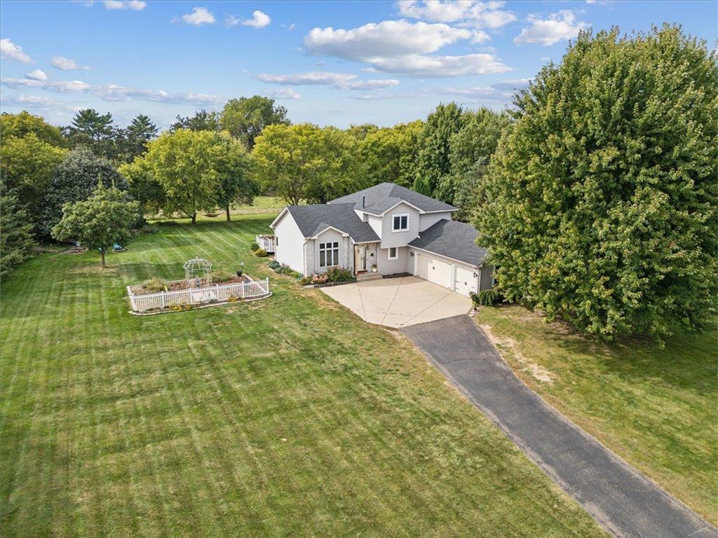 2818 Lisbon Avenue N Lake Elmo MN 55042 6601115 image1