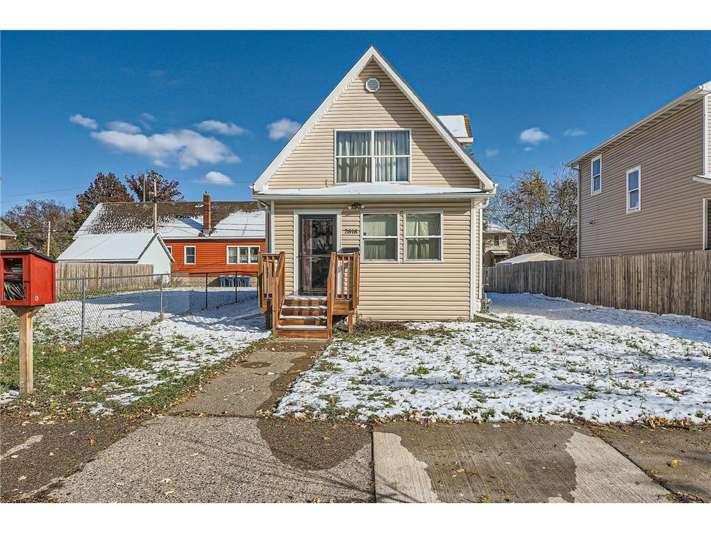 2818 Oliver Avenue N Minneapolis MN 55411 6456774 image1