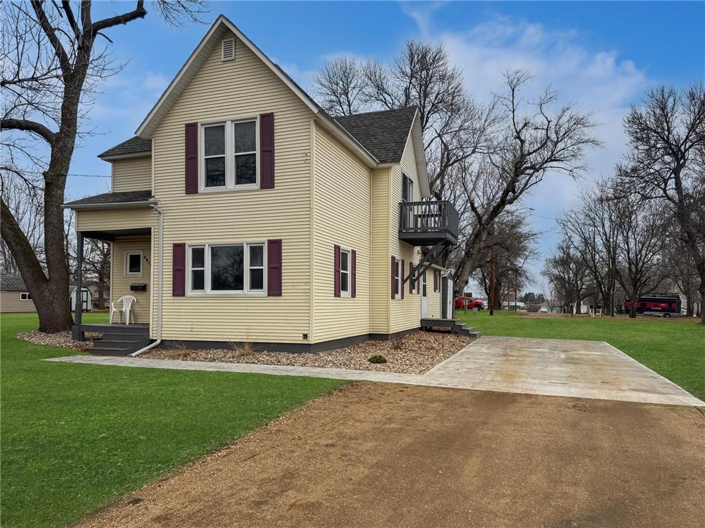 2819 24th Street Slayton MN 56172 6822982 image1