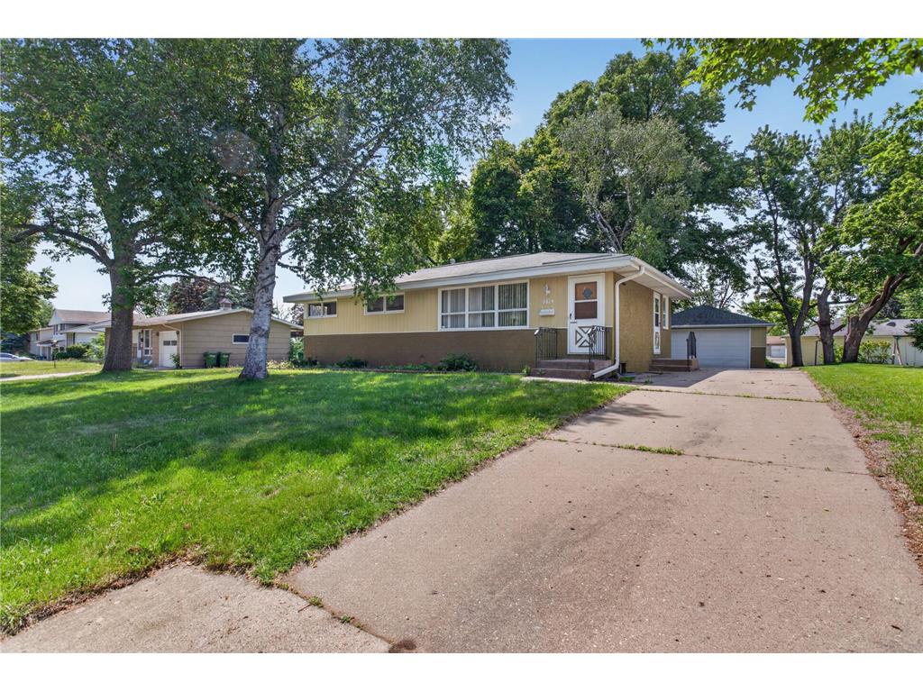 2819 Nash Road Brooklyn Center MN 55430 7083243 image1