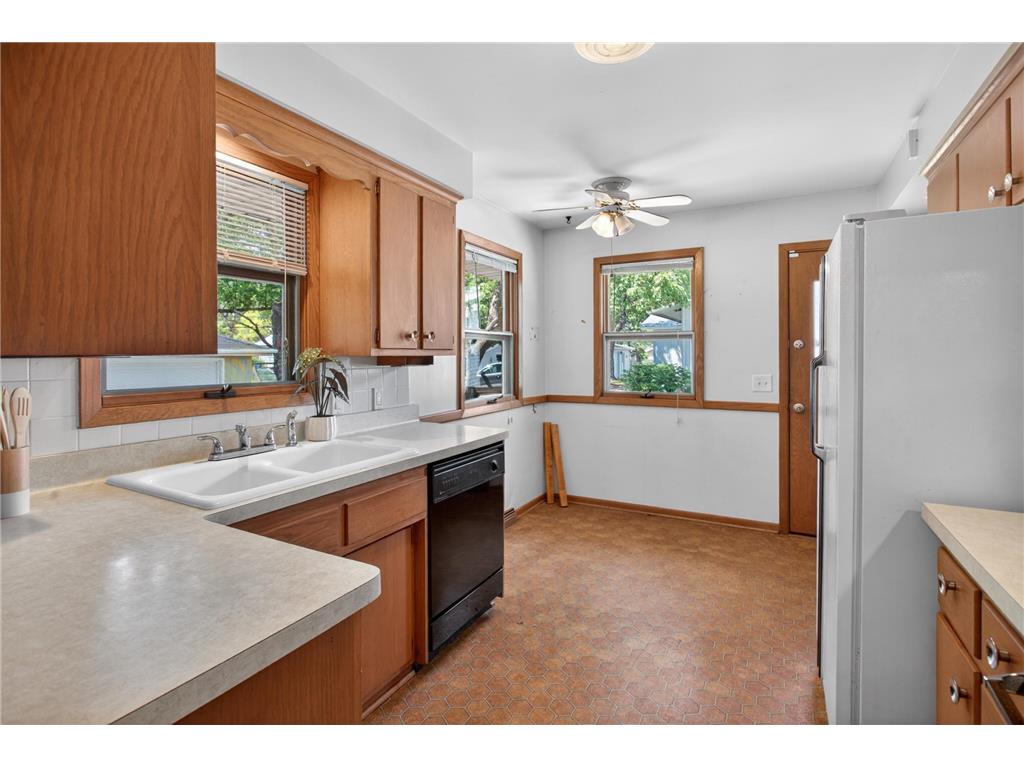2819 Nash Road Brooklyn Center MN 55430 7083243 image12