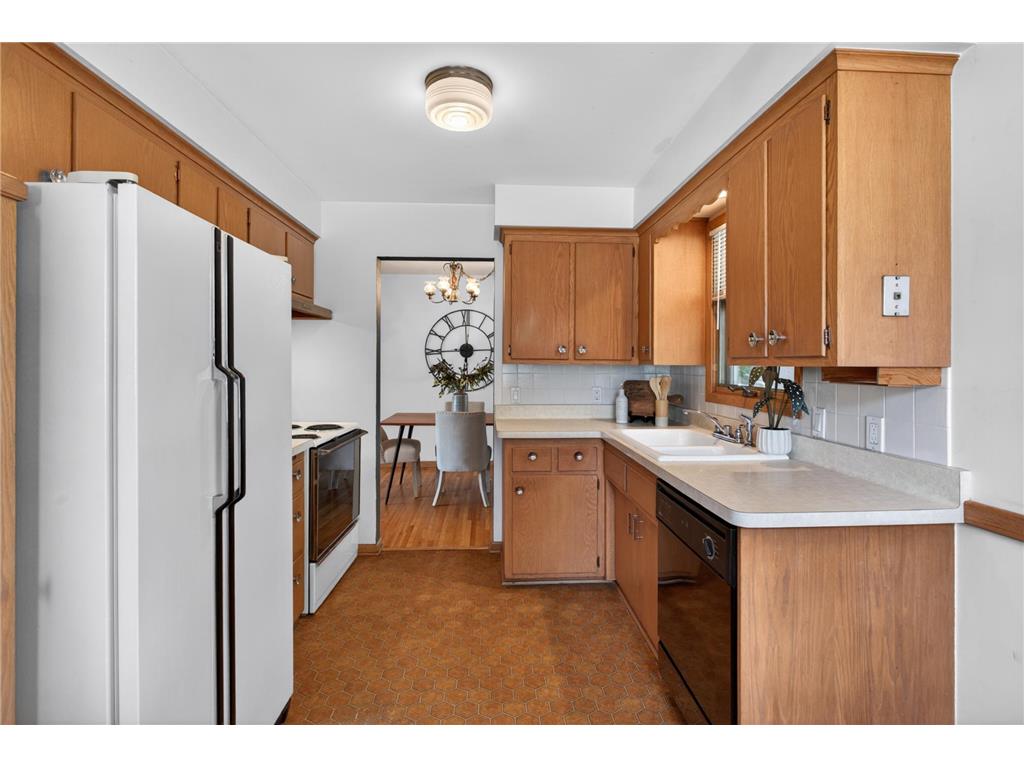 2819 Nash Road Brooklyn Center MN 55430 7083243 image15