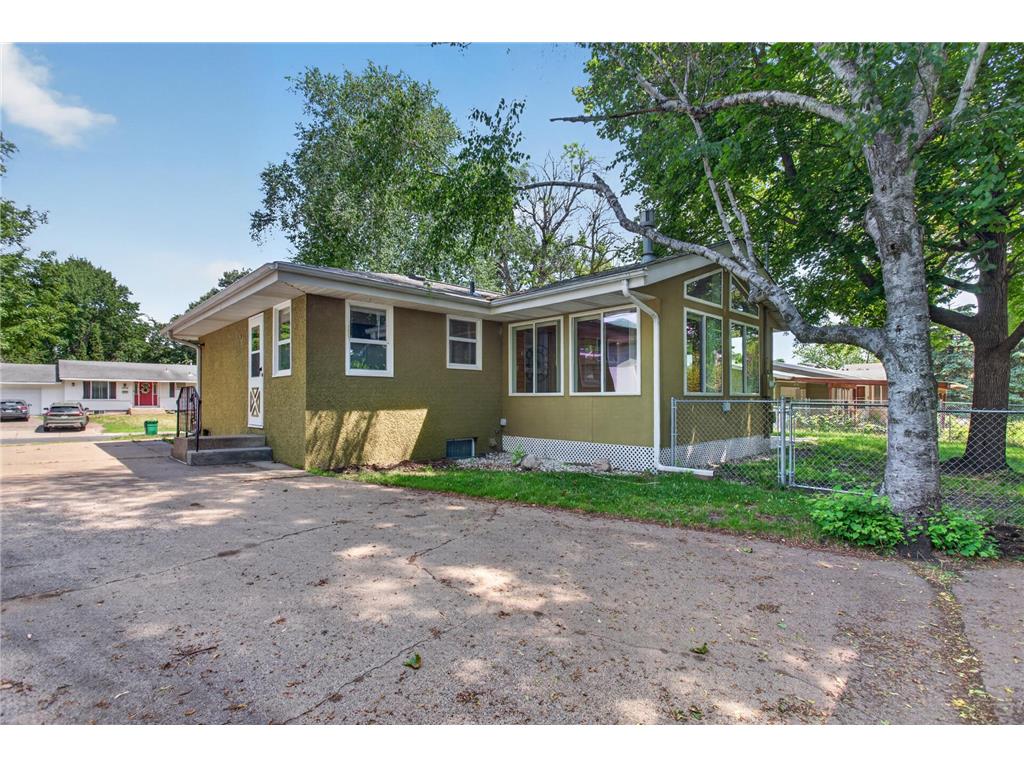 2819 Nash Road Brooklyn Center MN 55430 7083243 image3