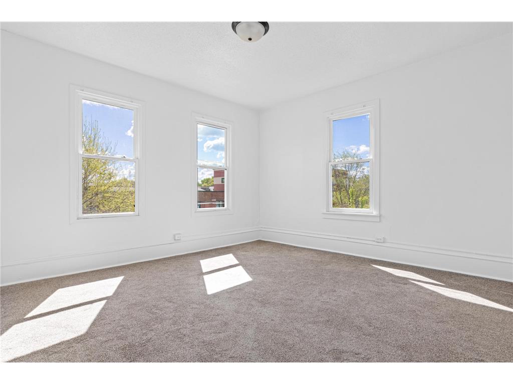 2820 12th Avenue S Minneapolis MN 55407 7066356 image18