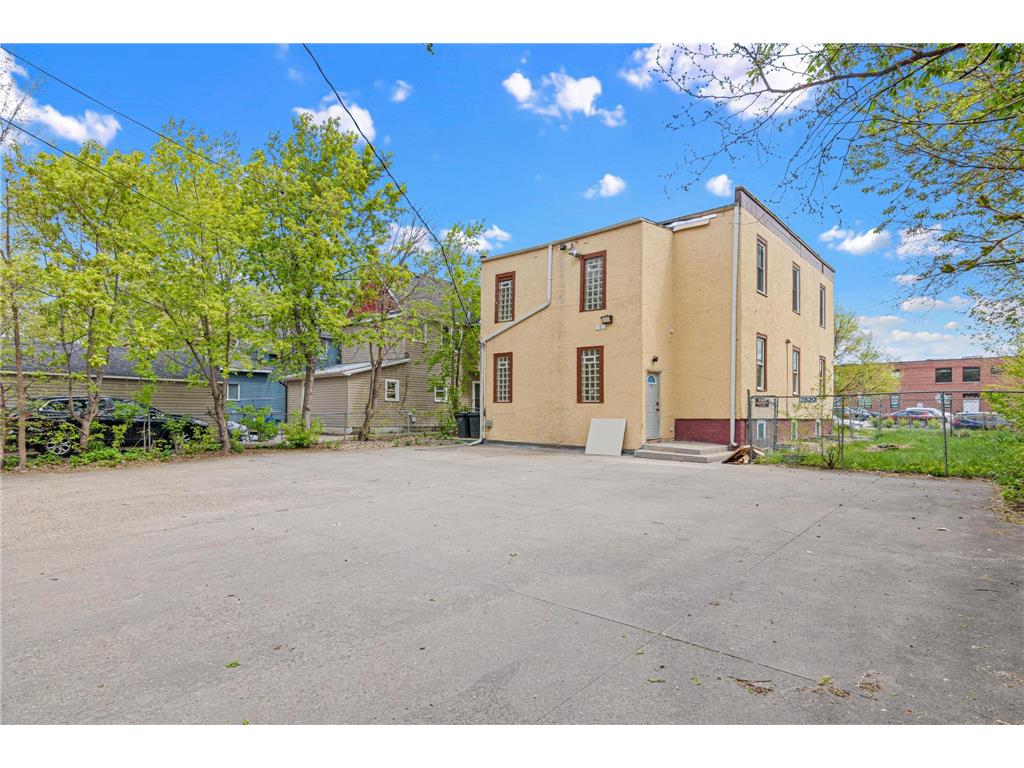 2820 12th Avenue S Minneapolis MN 55407 7066356 image31