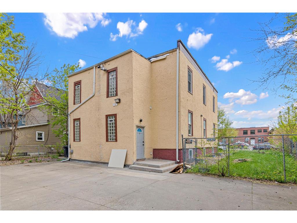 2820 12th Avenue S Minneapolis MN 55407 7066356 image32