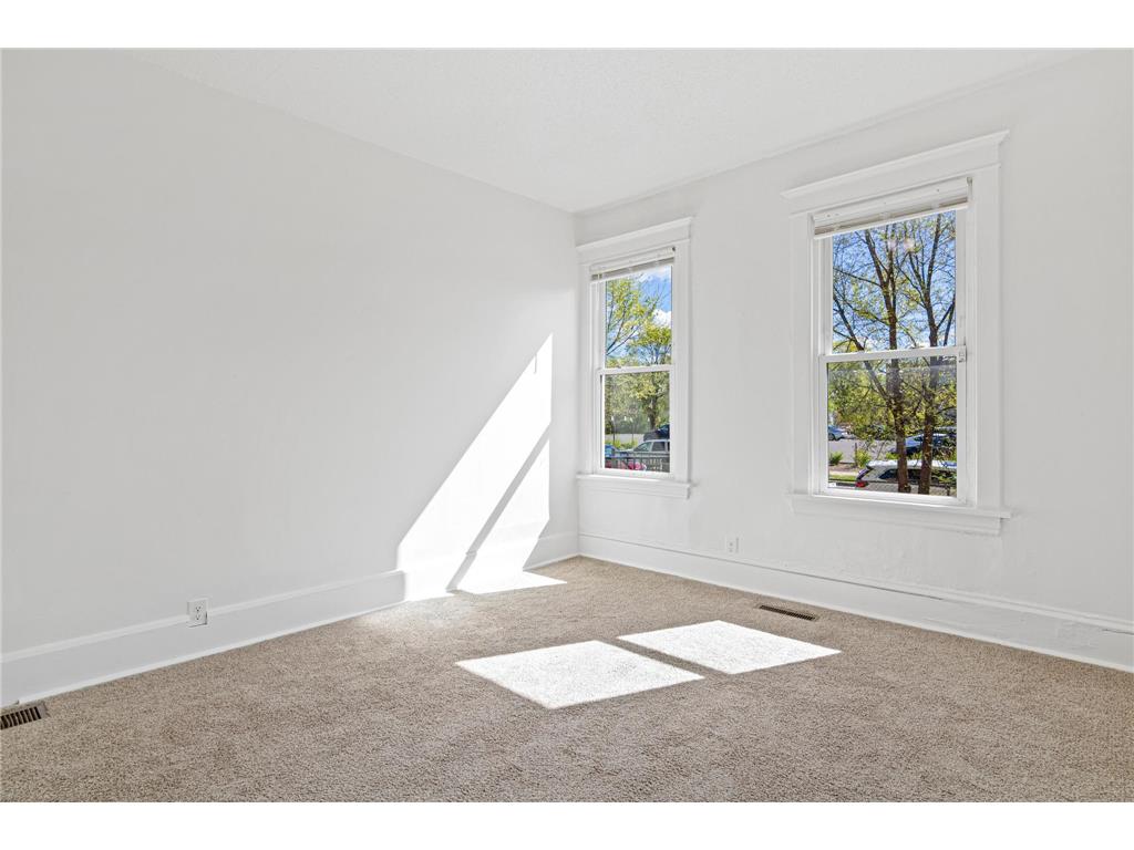 2820 12th Avenue S Minneapolis MN 55407 7066356 image7