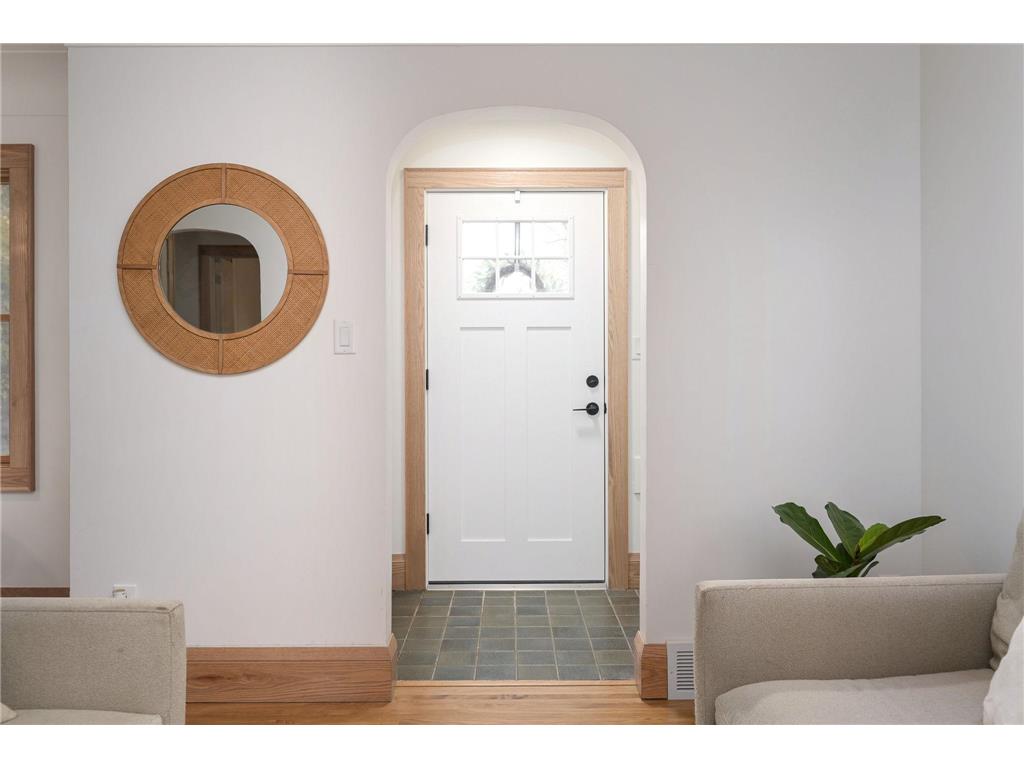 2820 50th Ave N Minneapolis MN 55430 7047320 image10