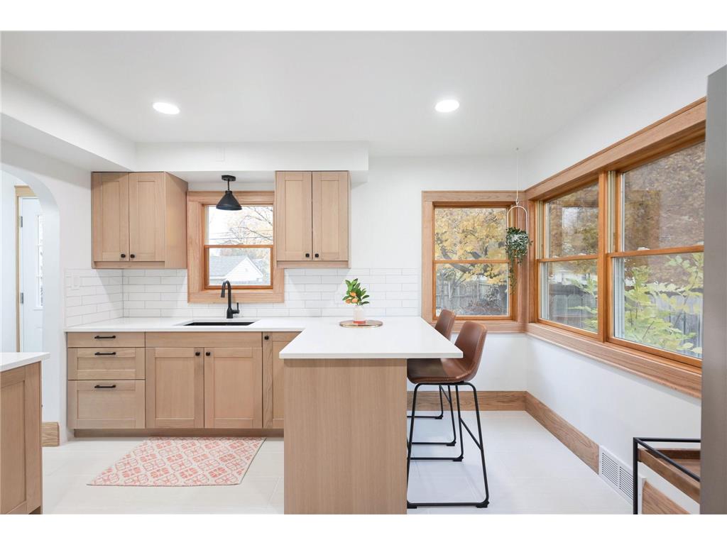 2820 50th Ave N Minneapolis MN 55430 7047320 image21