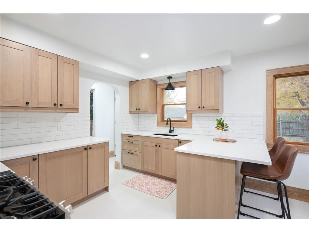 2820 50th Ave N Minneapolis MN 55430 7047320 image22