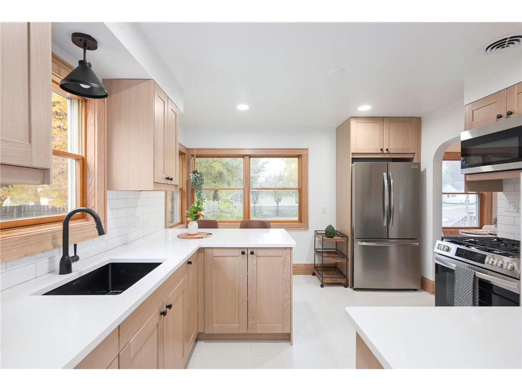 2820 50th Ave N Minneapolis MN 55430 7047320 image24