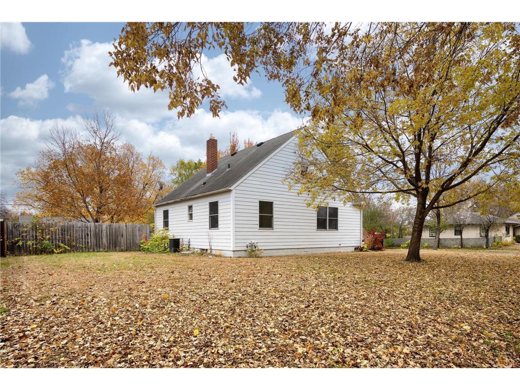 2820 50th Ave N Minneapolis MN 55430 7047320 image39