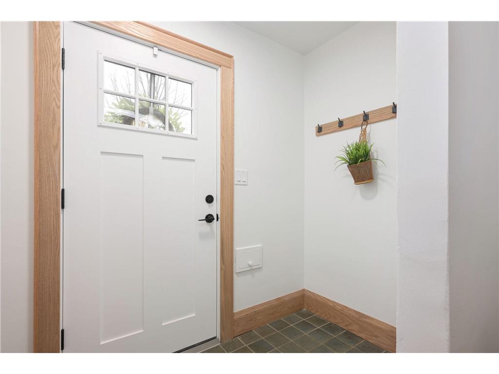 2820 50th Ave N Minneapolis MN 55430 7047320 image4