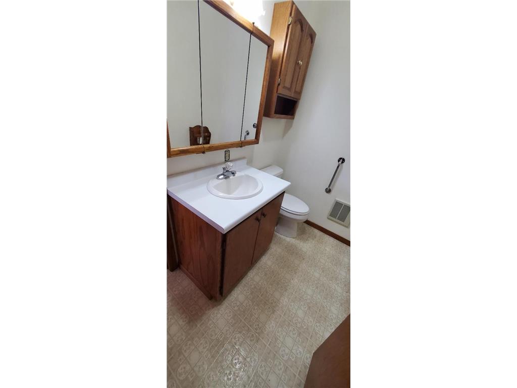 2820 Bixby Avenue NE Bemidji MN 56601 7076910 image21