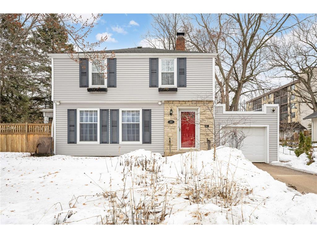 2821 E Minnehaha Parkway, Minneapolis, MN, 55417 MLS 6329244 Edina