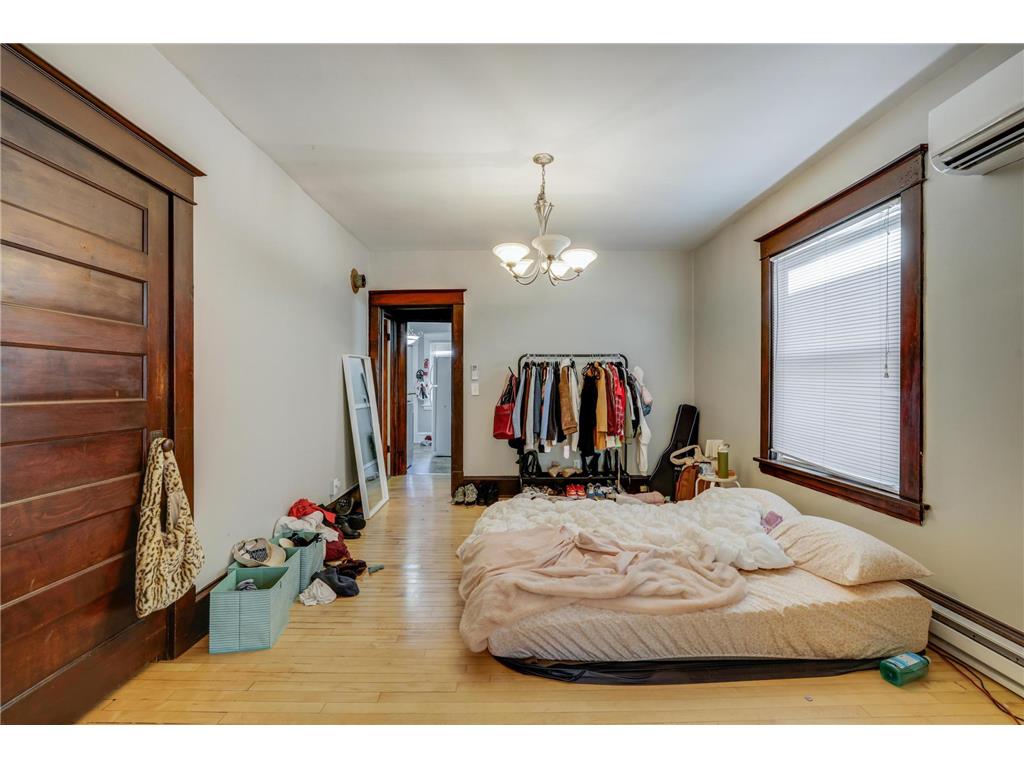 2821 Garfield Avenue Minneapolis MN 55408 6797472 image18