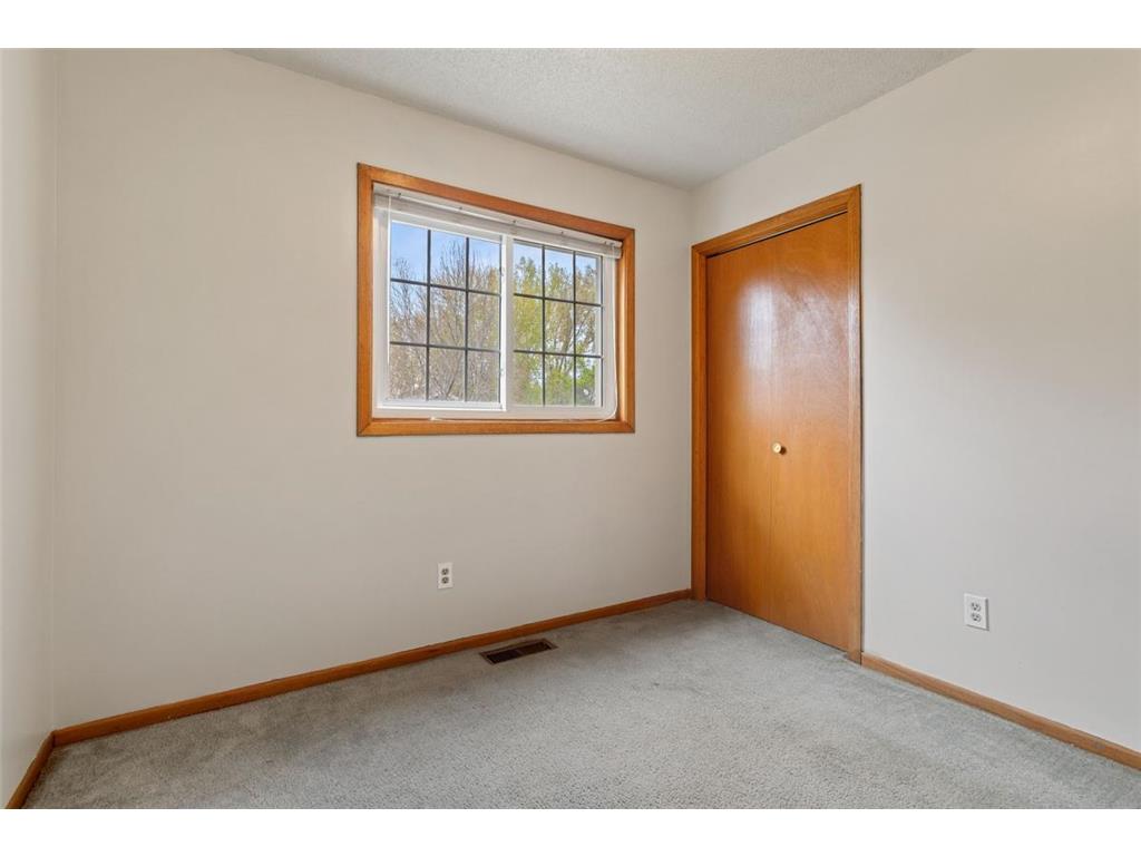 2821 Oakview Lane Monticello MN 55362 7054742 image16