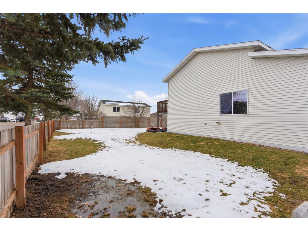 2822 Addison Avenue Brainerd MN 56401 7046765 image25