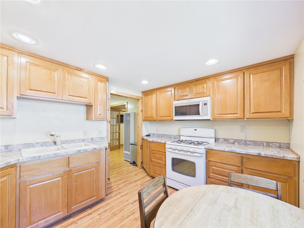 28224 S Shore Drive Starbuck MN 56381 - Minnewaska 7102008 image10