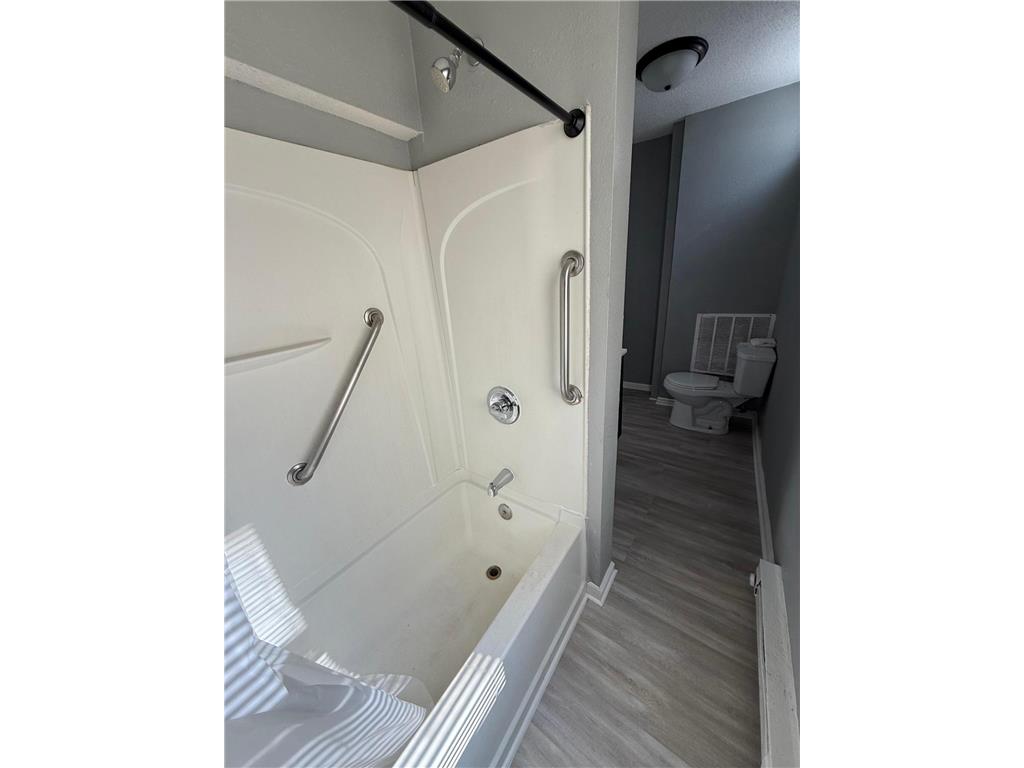 2825 15th Avenue S Minneapolis MN 55407 7079312 image14
