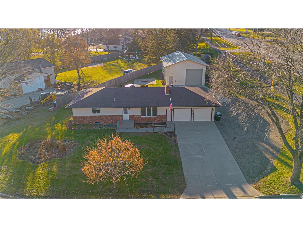 2825 Lakeview Drive Fergus Falls MN 56537 6460422 image1