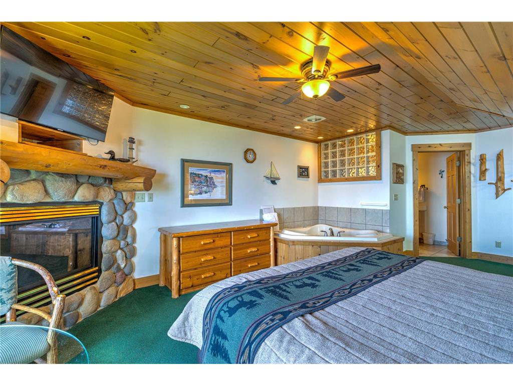 2826 Highway 61 #410A Two Harbors MN 55616 - Superior 7112961 image18
