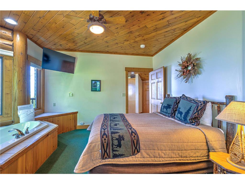 2826 Highway 61 #410A Two Harbors MN 55616 - Superior 7112961 image25