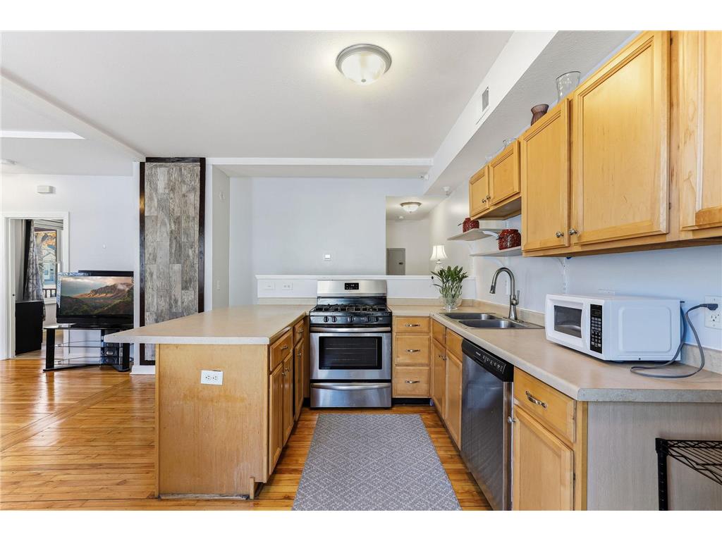 2827 Bryant Avenue N #1 Minneapolis MN 55411 7018180 image11