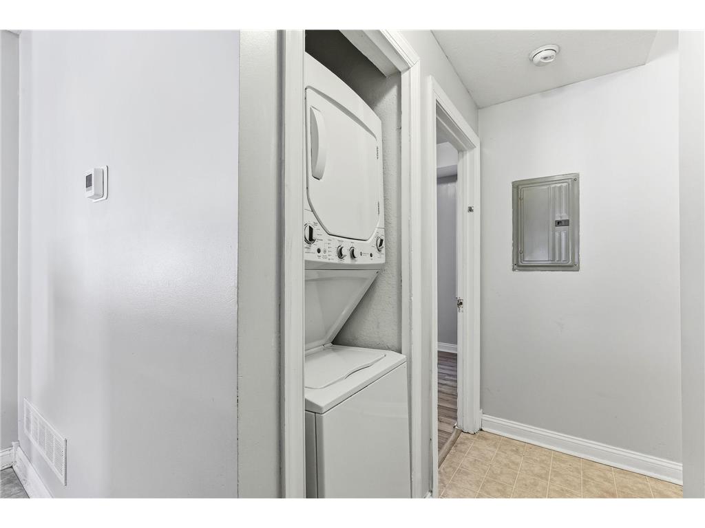 2827 Bryant Avenue N #1 Minneapolis MN 55411 7018180 image21