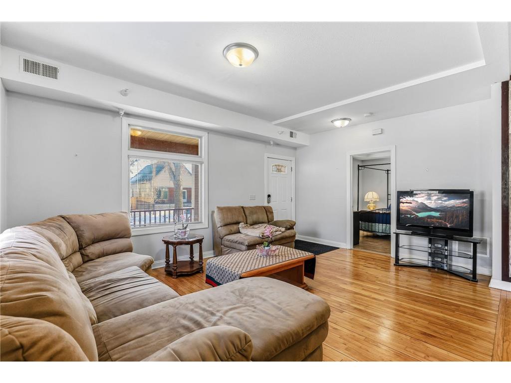 2827 Bryant Avenue N #1 Minneapolis MN 55411 7018180 image7