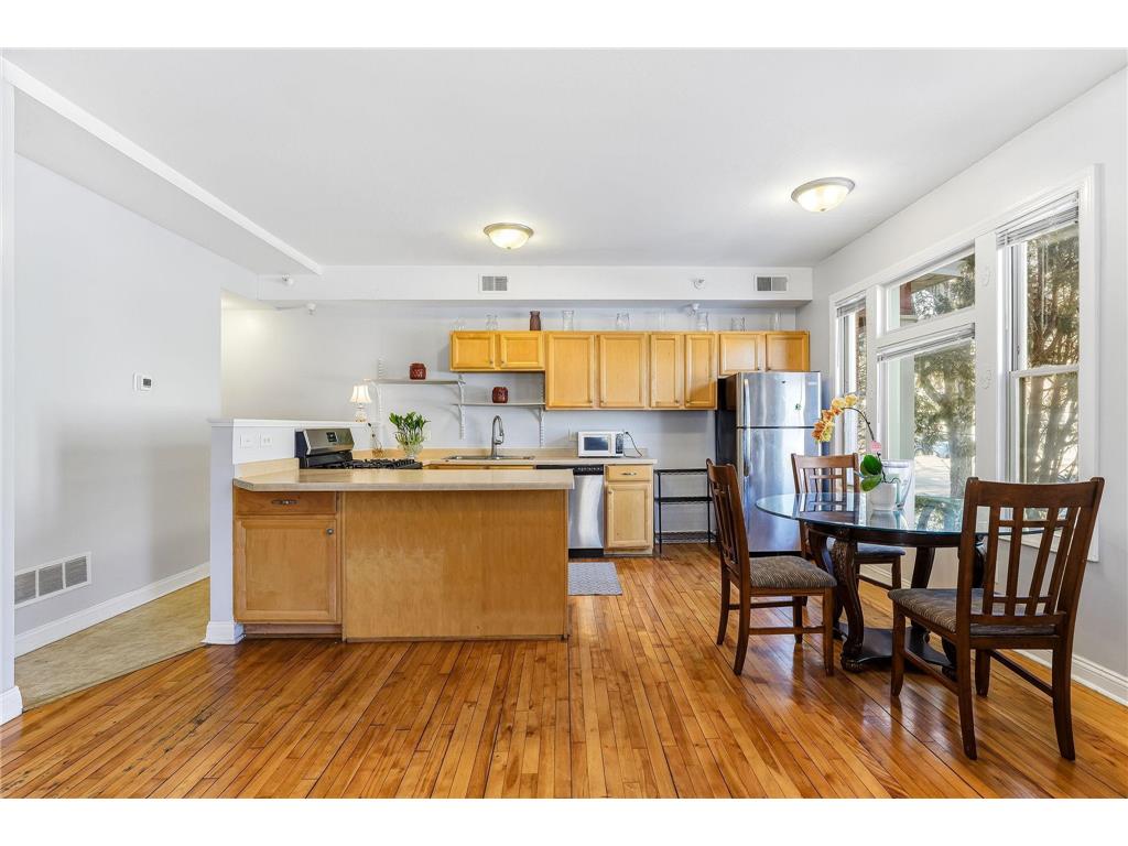 2827 Bryant Avenue N #1 Minneapolis MN 55411 7018180 image8