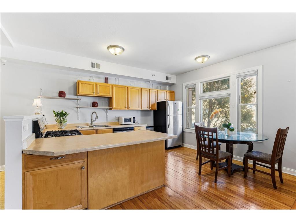 2827 Bryant Avenue N #1 Minneapolis MN 55411 7018180 image9