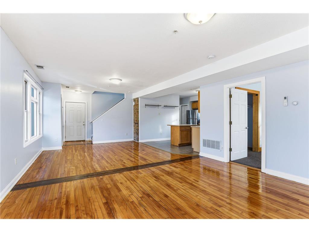 2827 Bryant Avenue N #4 Minneapolis MN 55411 6799740 image11