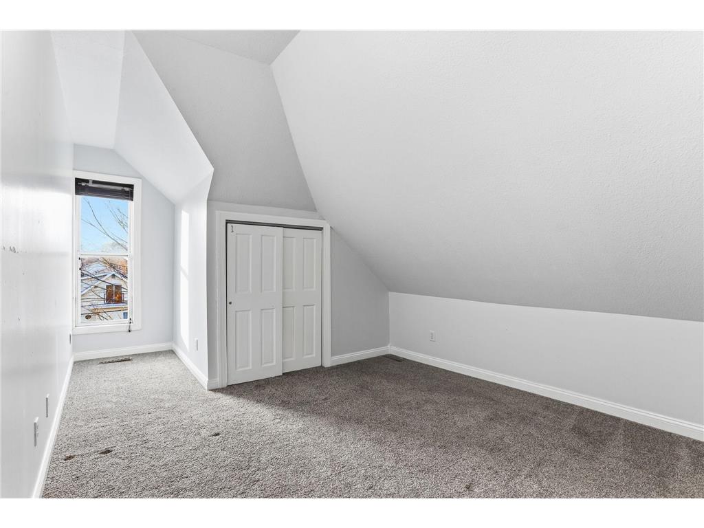 2827 Bryant Avenue N #4 Minneapolis MN 55411 6799740 image16