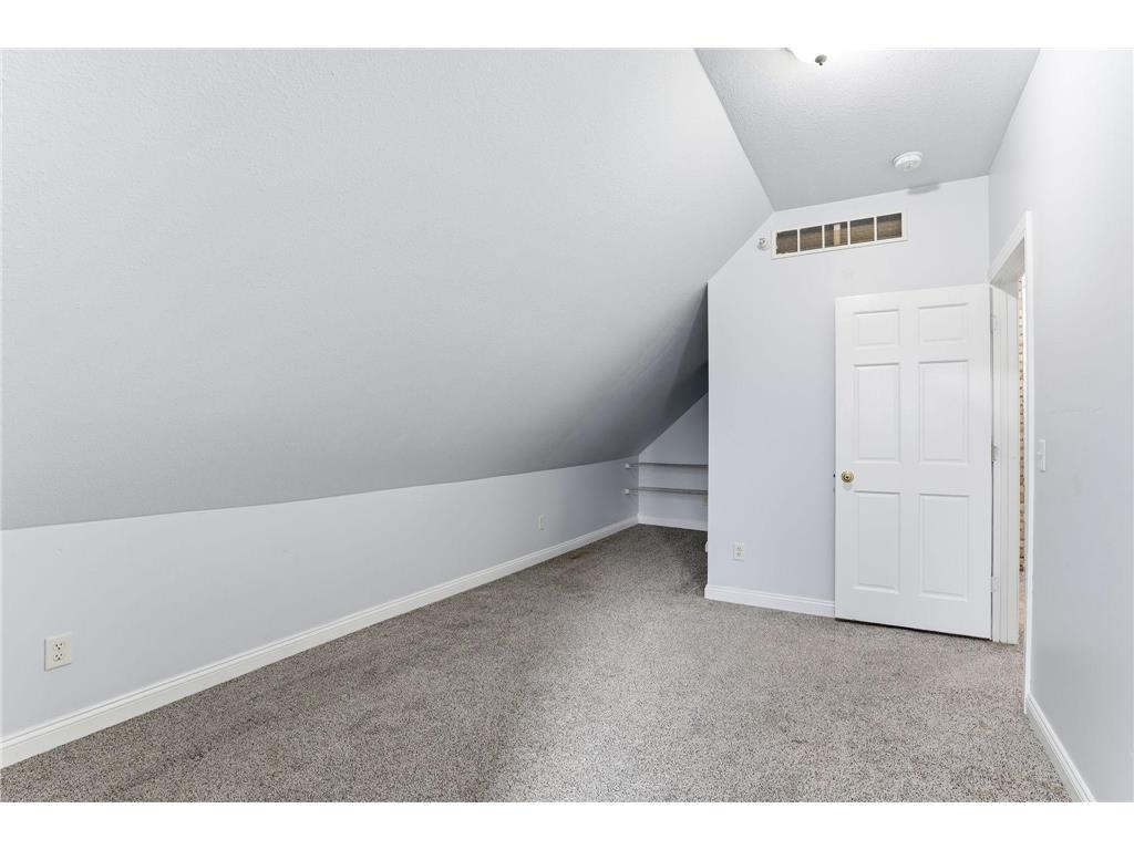 2827 Bryant Avenue N #4 Minneapolis MN 55411 6799740 image17