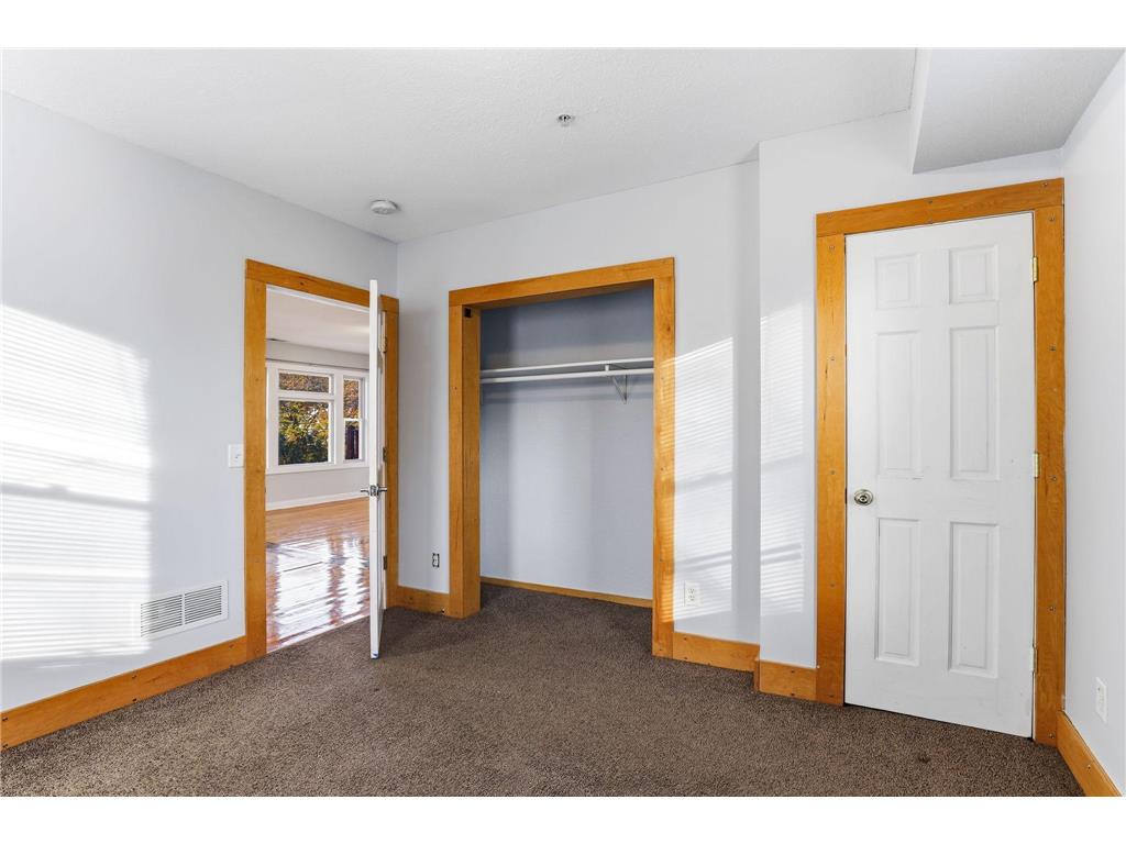 2827 Bryant Avenue N #4 Minneapolis MN 55411 6799740 image21