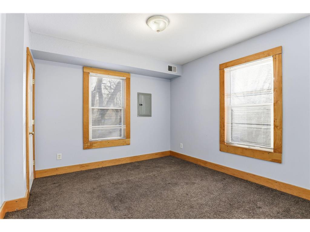 2827 Bryant Avenue N #4 Minneapolis MN 55411 6799740 image22