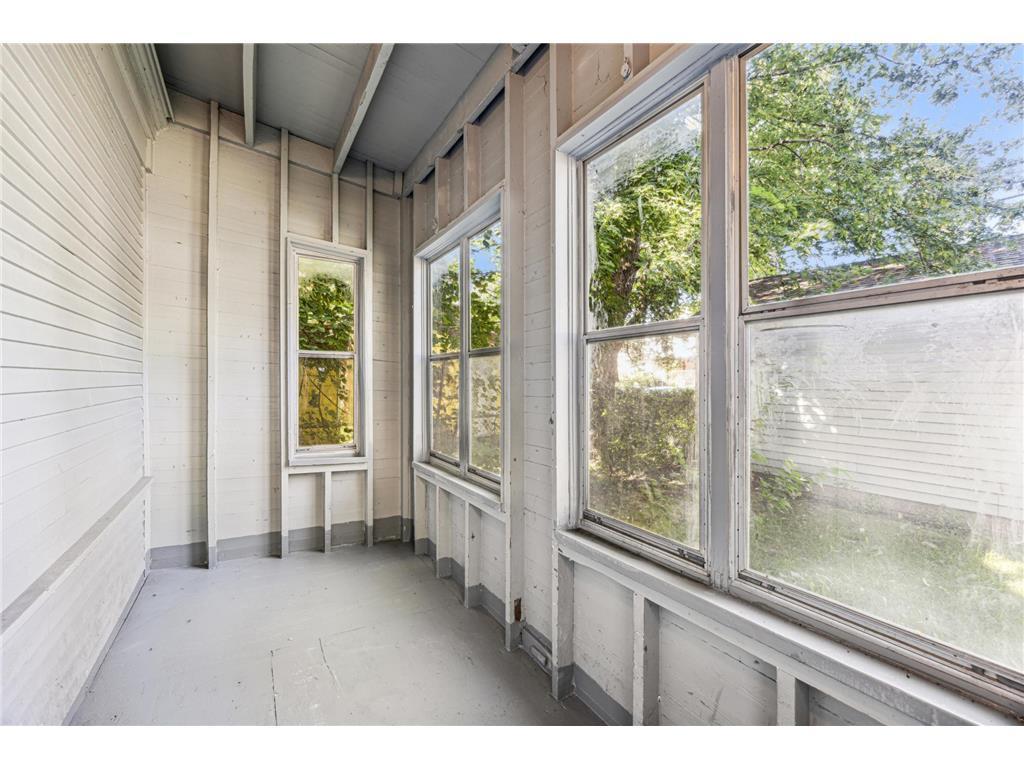 2827 Lyndale Avenue N Minneapolis MN 55411 7038219 image17