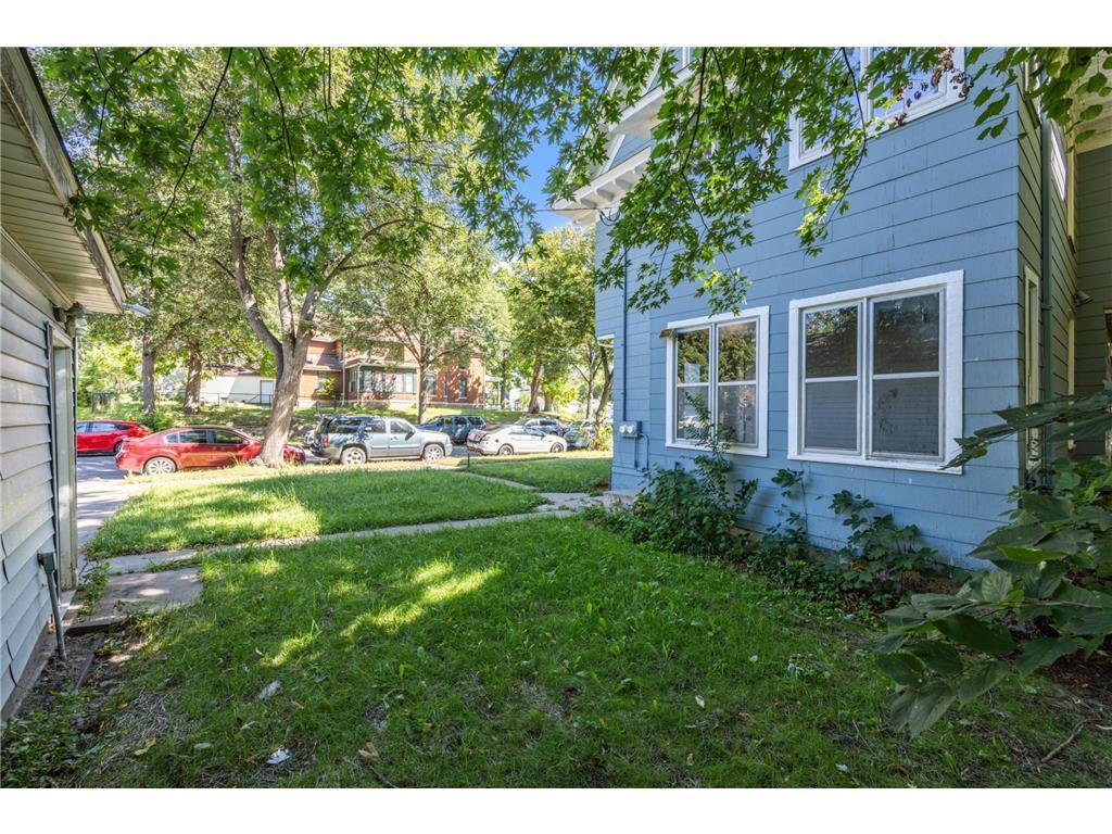 2827 Lyndale Avenue N Minneapolis MN 55411 7038219 image19