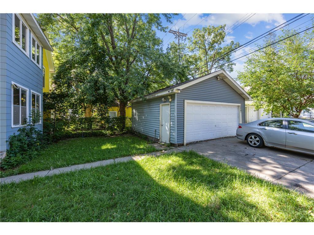 2827 Lyndale Avenue N Minneapolis MN 55411 7038219 image20